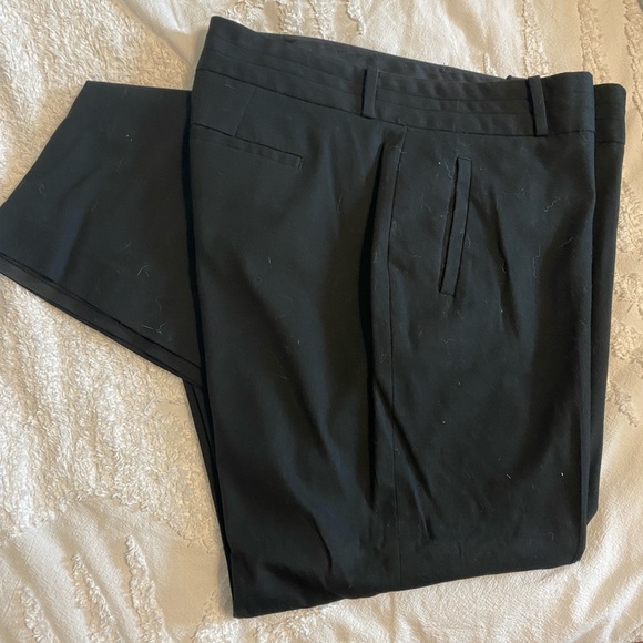 Woman’s Banana Republic Dress Pants - Picture 2 of 3
